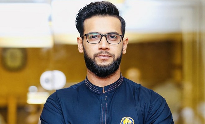 Cricketer Imad Wasim Latest Pictures with his Family  Reviewitpk